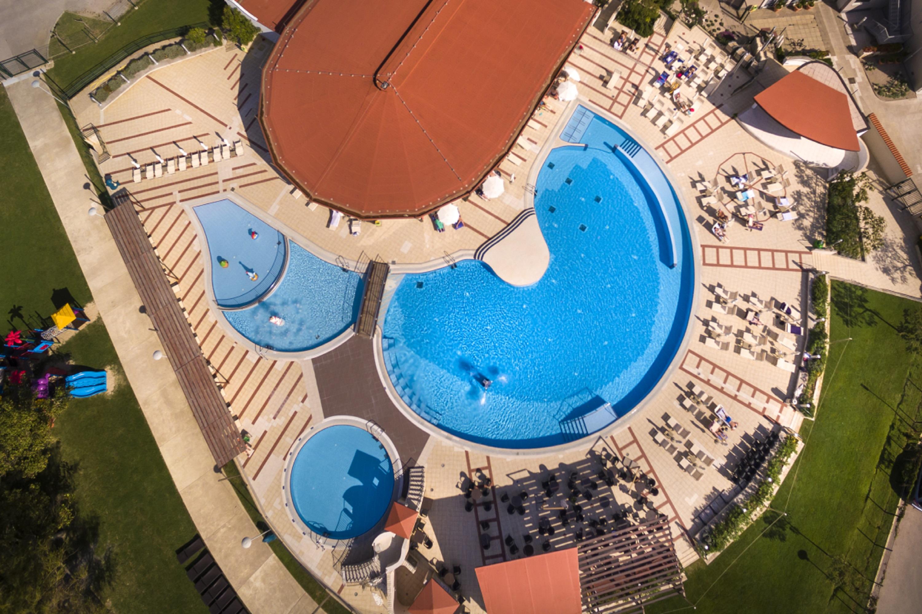 Sunny Baska Residence By Valamar, Ex Zvonimir Экстерьер фото